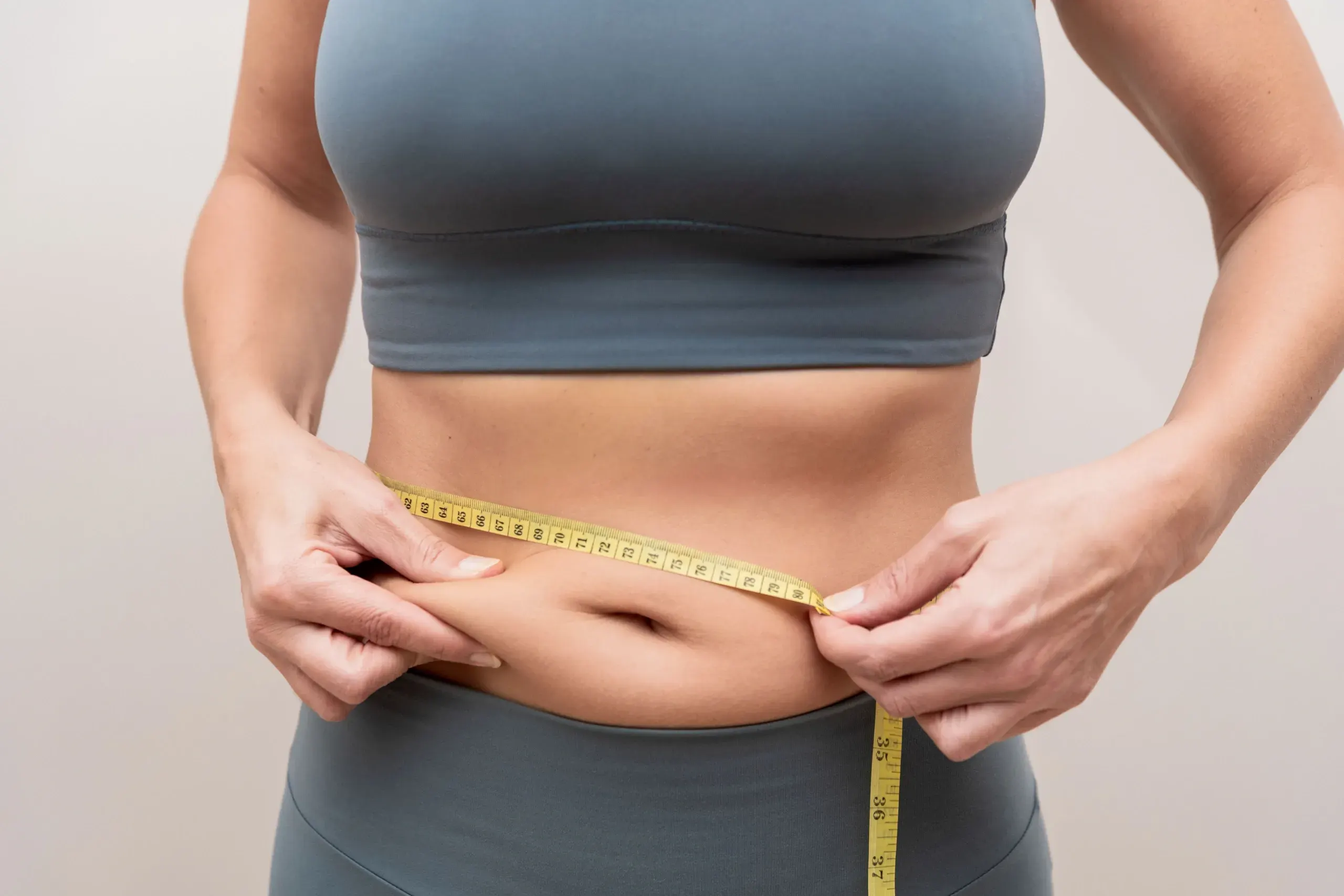 Abstract soft gradient background representing metabolic health and weight management